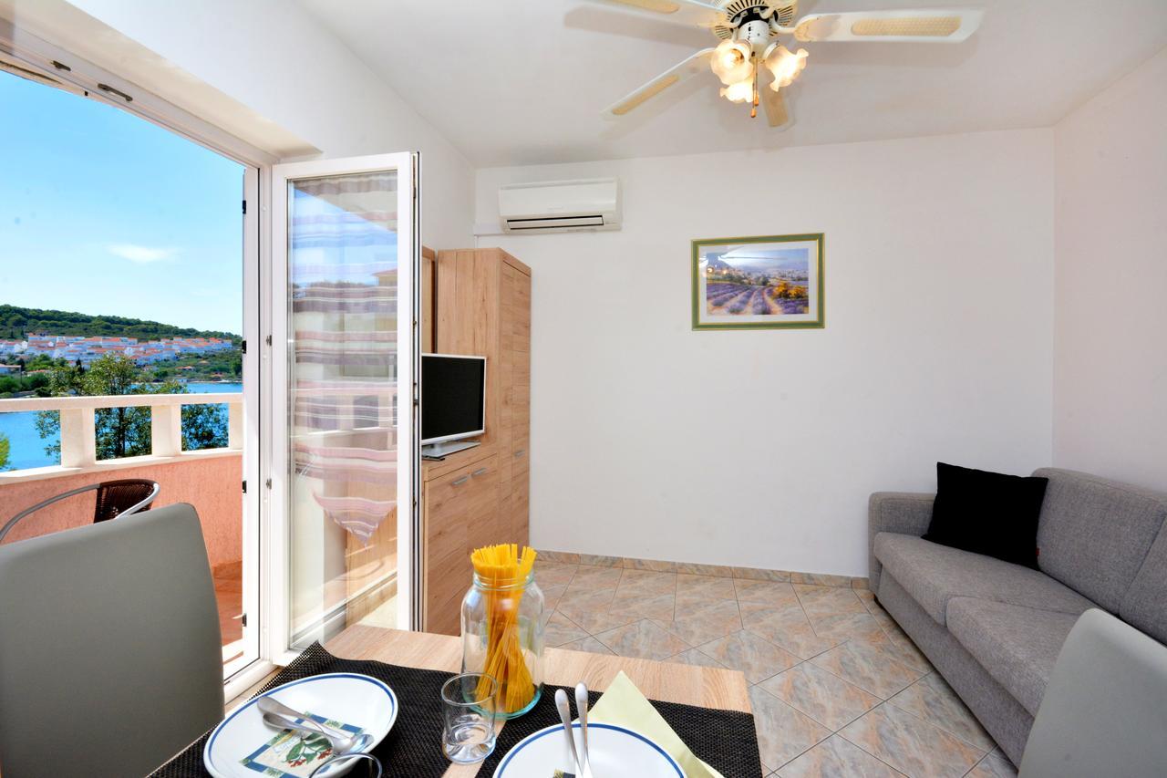 Villa Paris Necujam Exterior photo